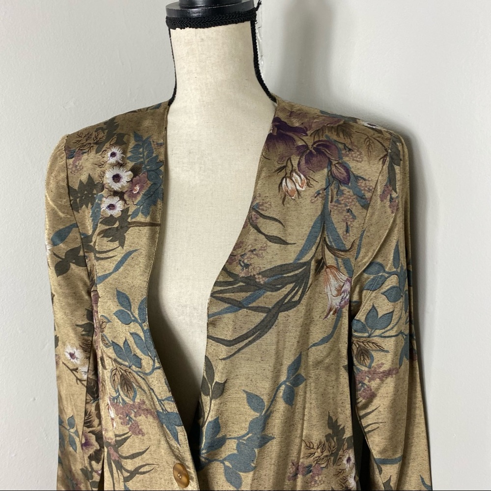 Vintage Sand Scripts Collarless One Button Blazer - image 3